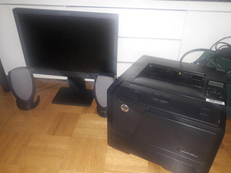 Monitor and printer!