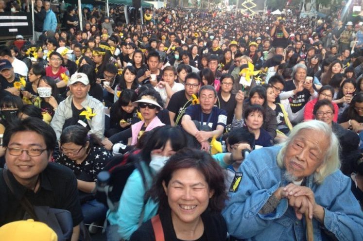 BBC News Radio Online spoke about the Sunflower Movement with Su Beng in this 2014 photo